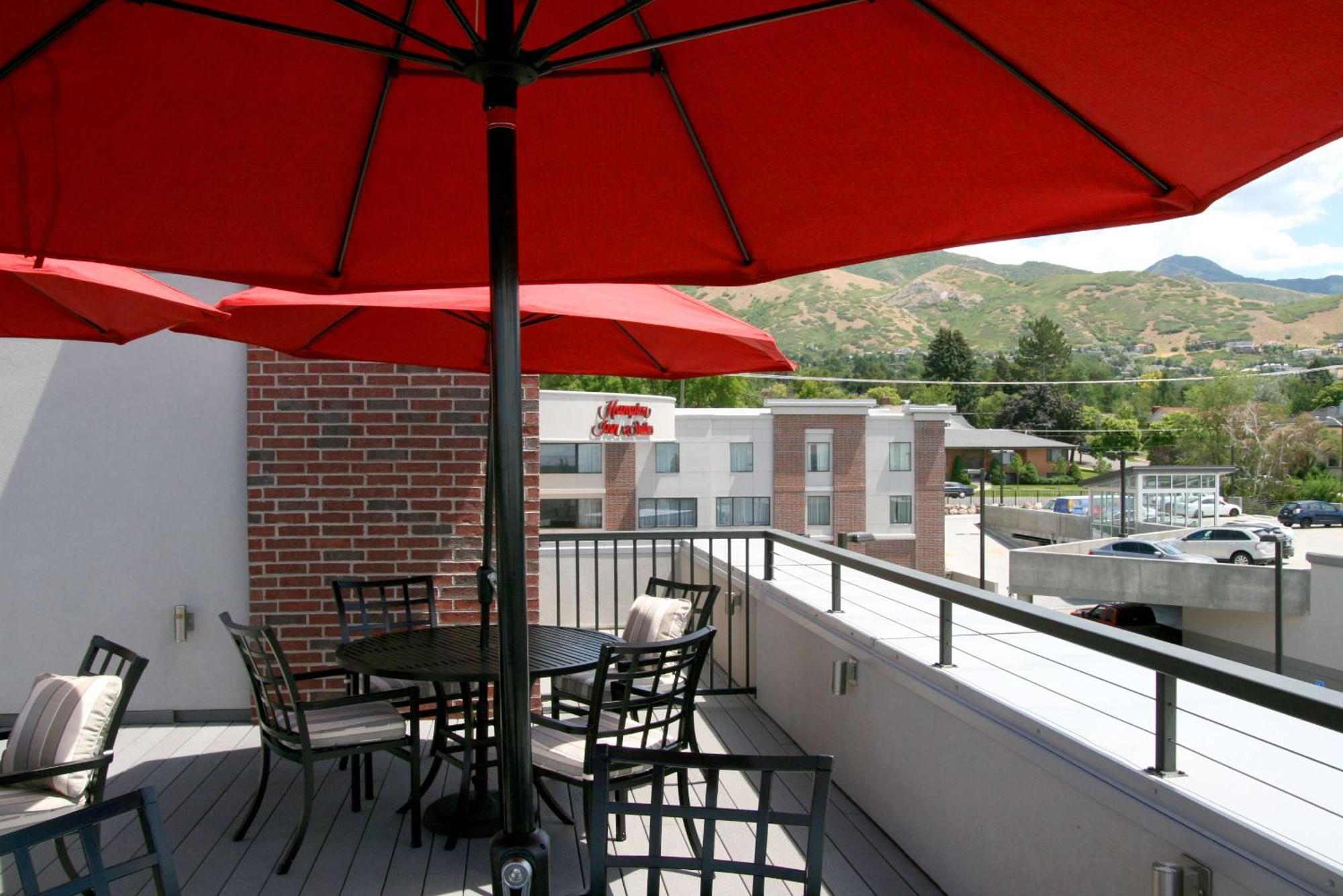 Hampton Inn & Suites Salt Lake City-University/Foothill Drive Exterior photo